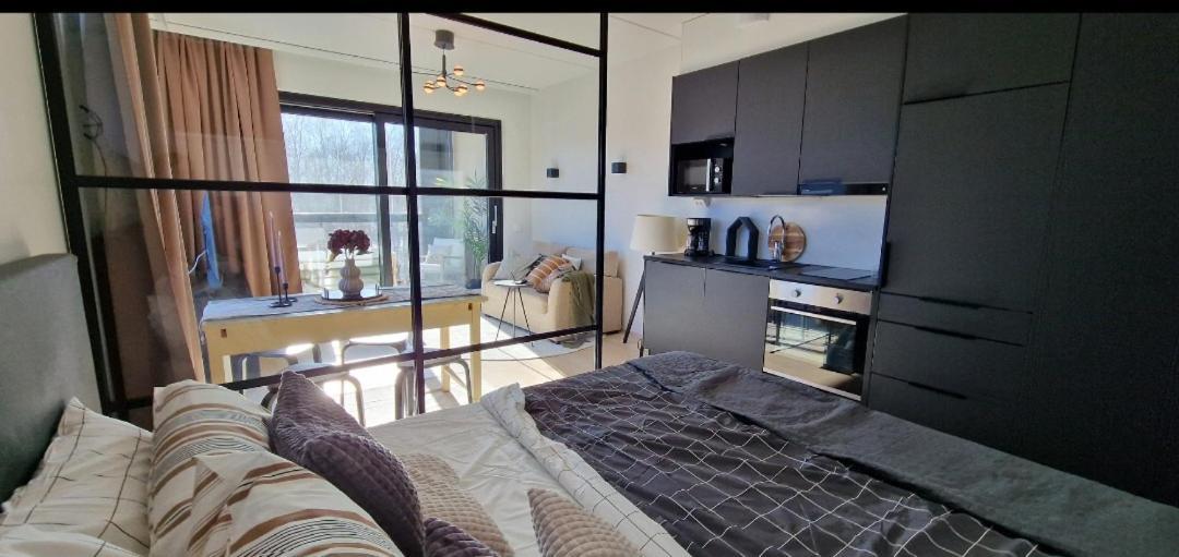 Modern Apartment Near Tampereen Messukeskus, With Own Private And Free Parking Εξωτερικό φωτογραφία